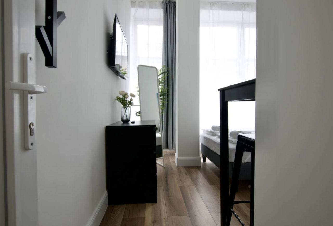 Studio Apartments By Hi5- Apartment In Downtown Budapest Kültér fotó