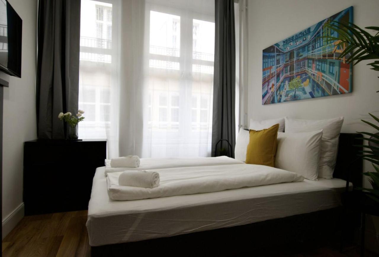Studio Apartments By Hi5- Apartment In Downtown Budapest Kültér fotó