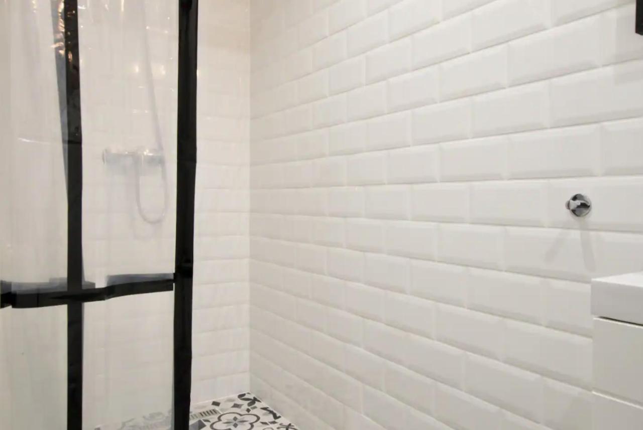 Studio Apartments By Hi5- Apartment In Downtown Budapest Kültér fotó
