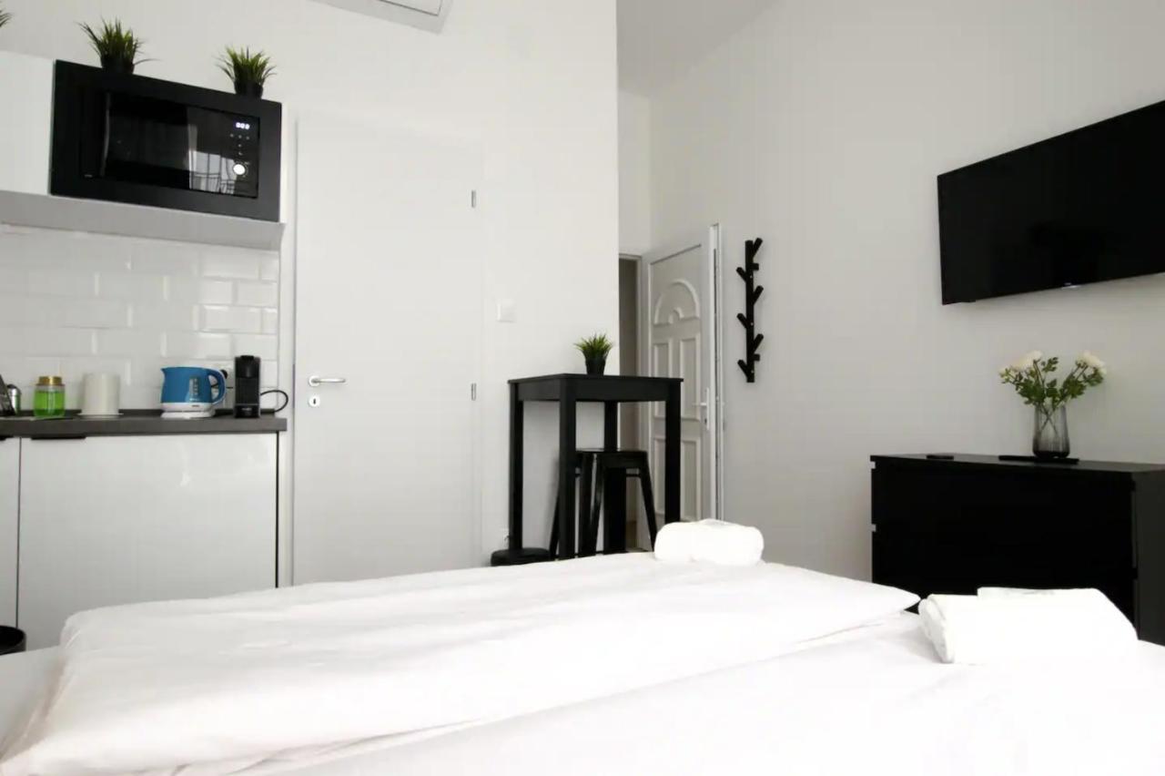 Studio Apartments By Hi5- Apartment In Downtown Budapest Kültér fotó
